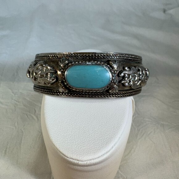 Vintage Silver Cuff Bracelet With Turquoise Stone & Intricate Engravings - Picture 1 of 11